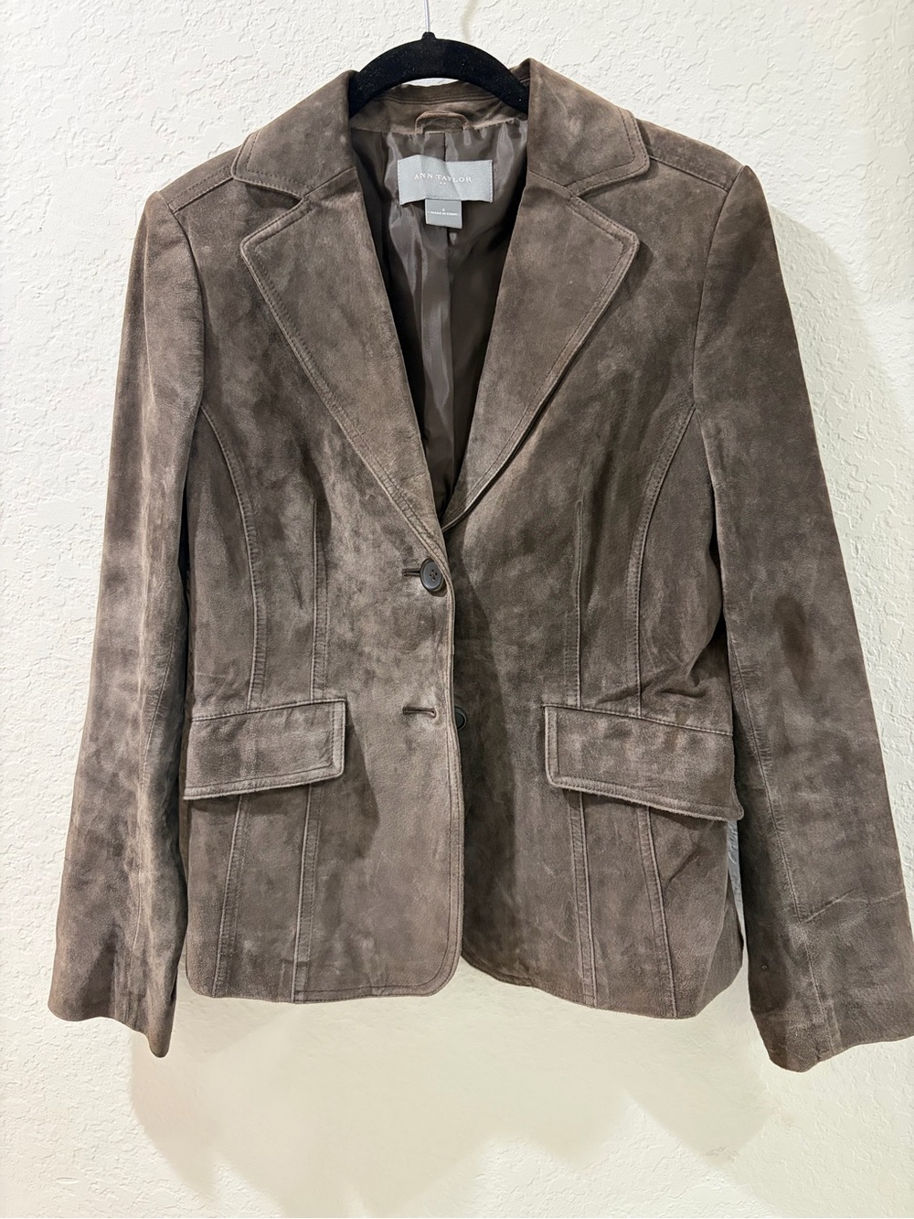 Anne TaylorTaupe Suede Blazer Jacket - Women's